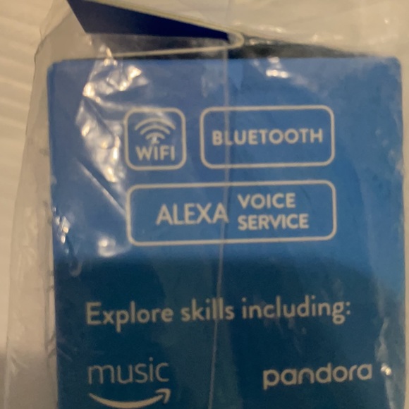 New In Box Amazon Echo Dot -Great Gift Giving-Brand New - Picture 10 of 11